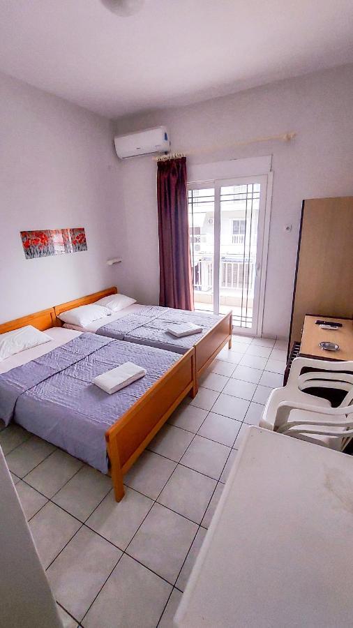 Paralía Hotel Galaxias מראה חיצוני תמונה